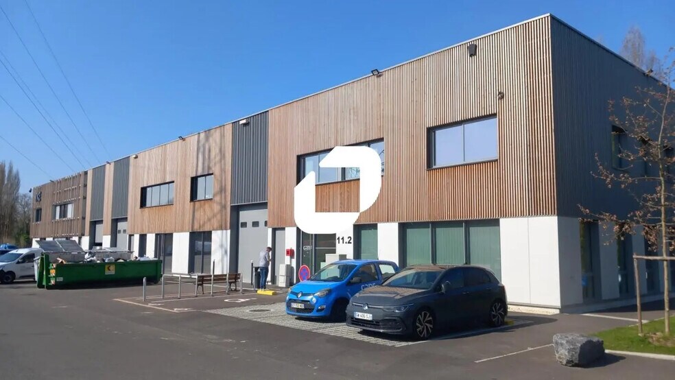 Bureau dans HELLEMMES LILLE à louer - Photo de l’immeuble – Image 2 sur 2