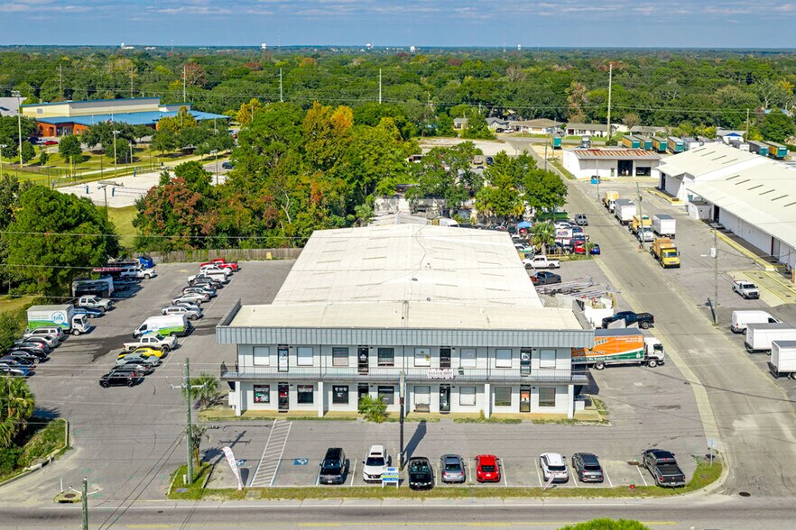 119 Hollywood Blvd, Fort Walton Beach, FL à louer - Photo de l’immeuble – Image 1 sur 2