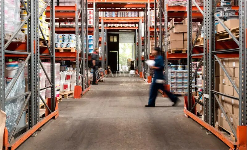 Industriel/Logistique dans  à louer - Photo de l’immeuble – Image 1 sur 1