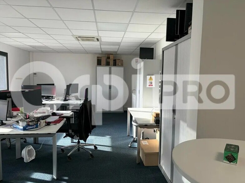 Bureau dans Lyon à vendre - Photo de l’immeuble – Image 3 sur 10