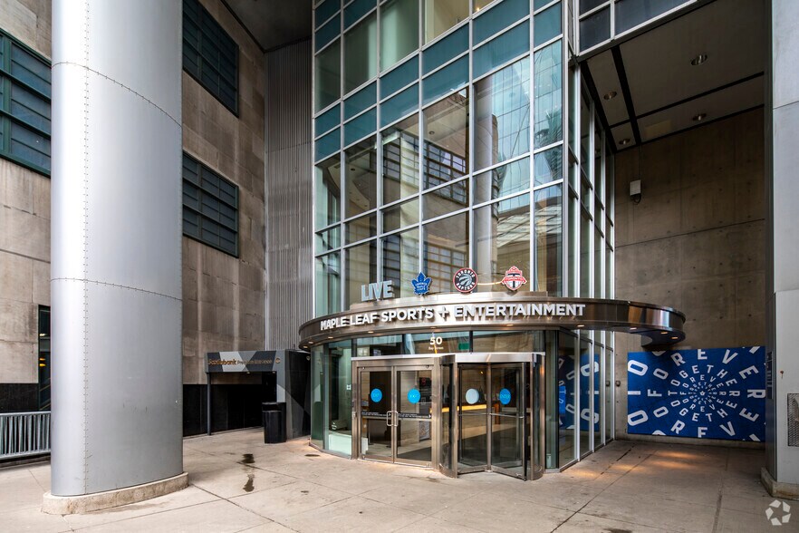 50 Bay St, Toronto, ON à louer - Photo de l’immeuble – Image 3 sur 5