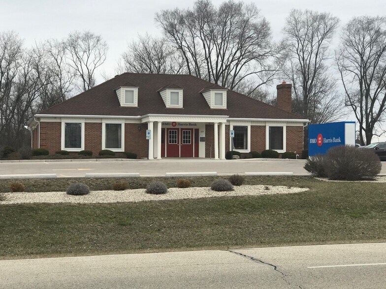 730 Fox St, Mukwonago, WI à vendre - Photo de l’immeuble – Image 1 sur 7