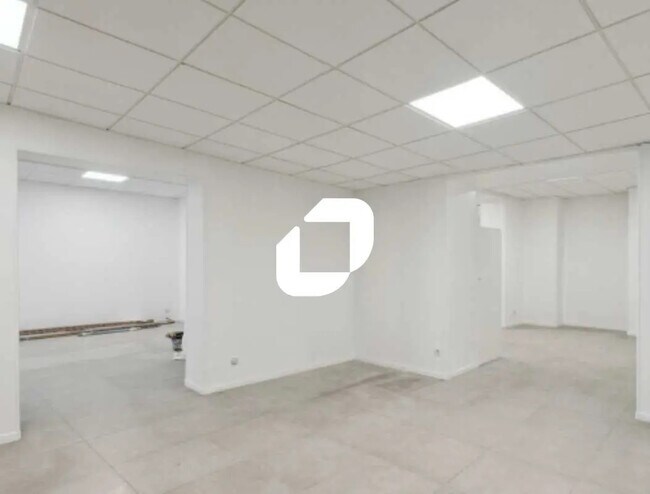 Plus de détails pour Local commercial à louer