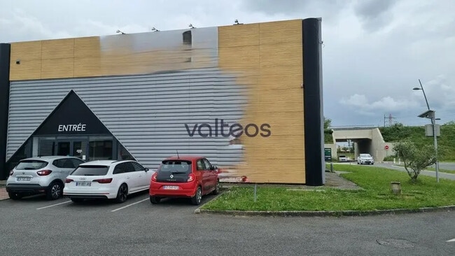 Plus de détails pour Local commercial à louer