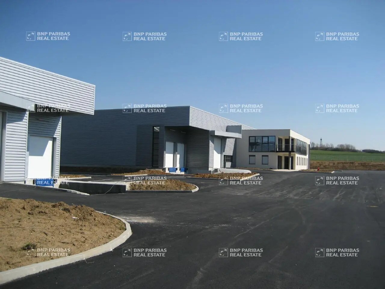  dans Chaponnay à vendre Photo de l’immeuble– Image 1 sur 1