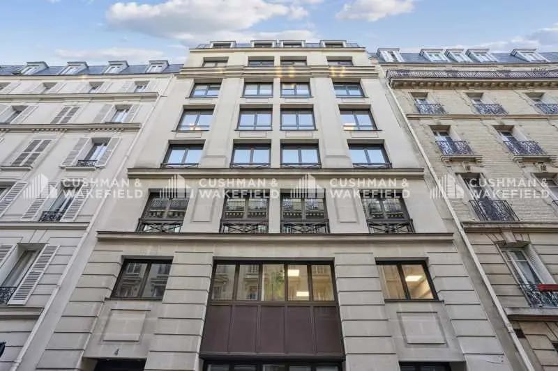 Bureau dans Levallois-Perret à vendre Photo de l’immeuble– Image 1 sur 1