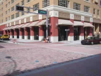 211 S Narcissus Ave, West Palm Beach, FL à vendre - Photo de l’immeuble – Image 2 sur 47