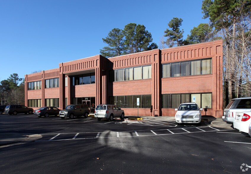 3713 Benson Dr, Raleigh, NC à louer - Photo principale – Image 1 sur 4