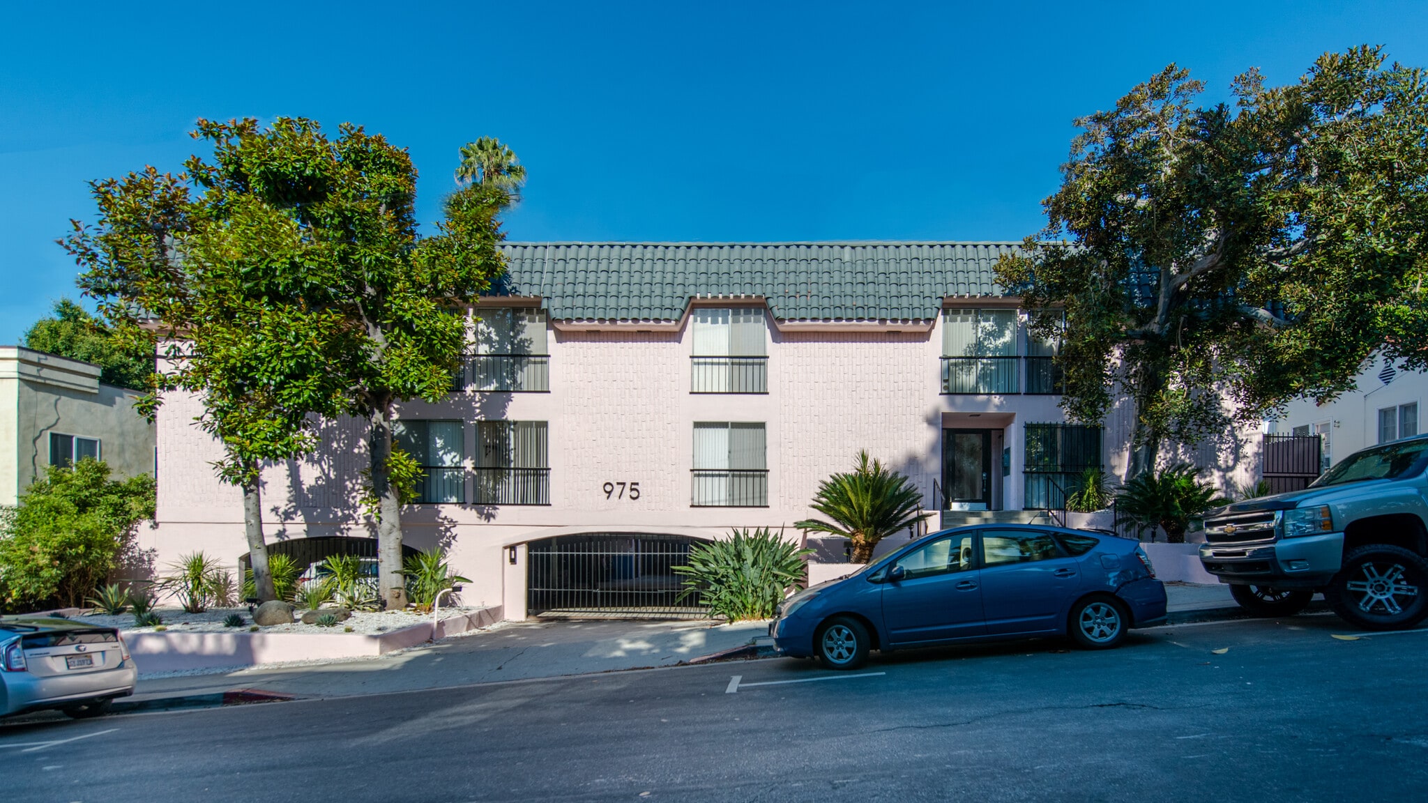 954 Palm Ave, West Hollywood, CA à vendre Photo principale– Image 1 sur 36