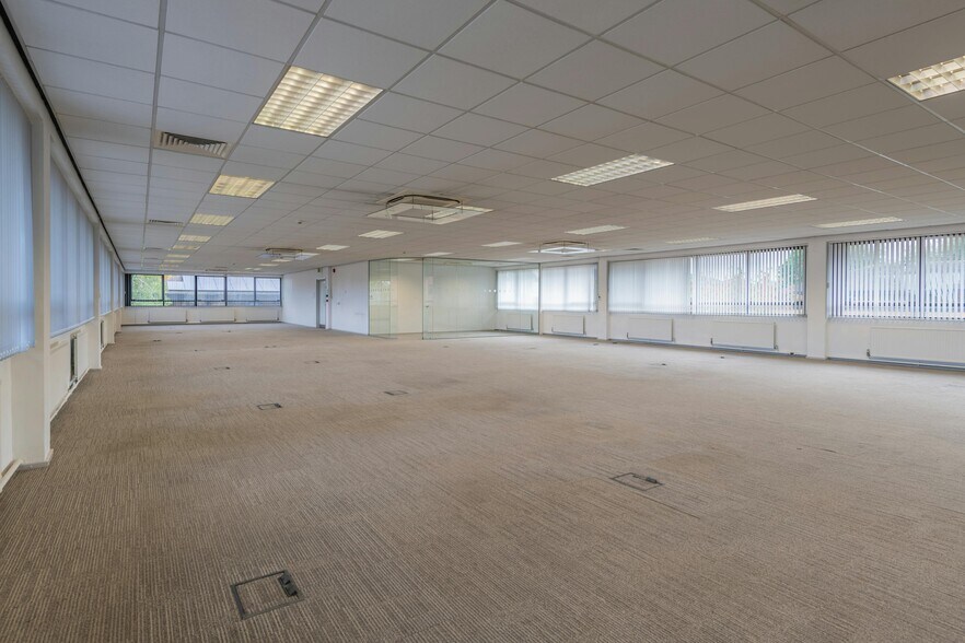 Olympus Park Business Centre, Quedgeley à louer - Photo de l’immeuble – Image 3 sur 23