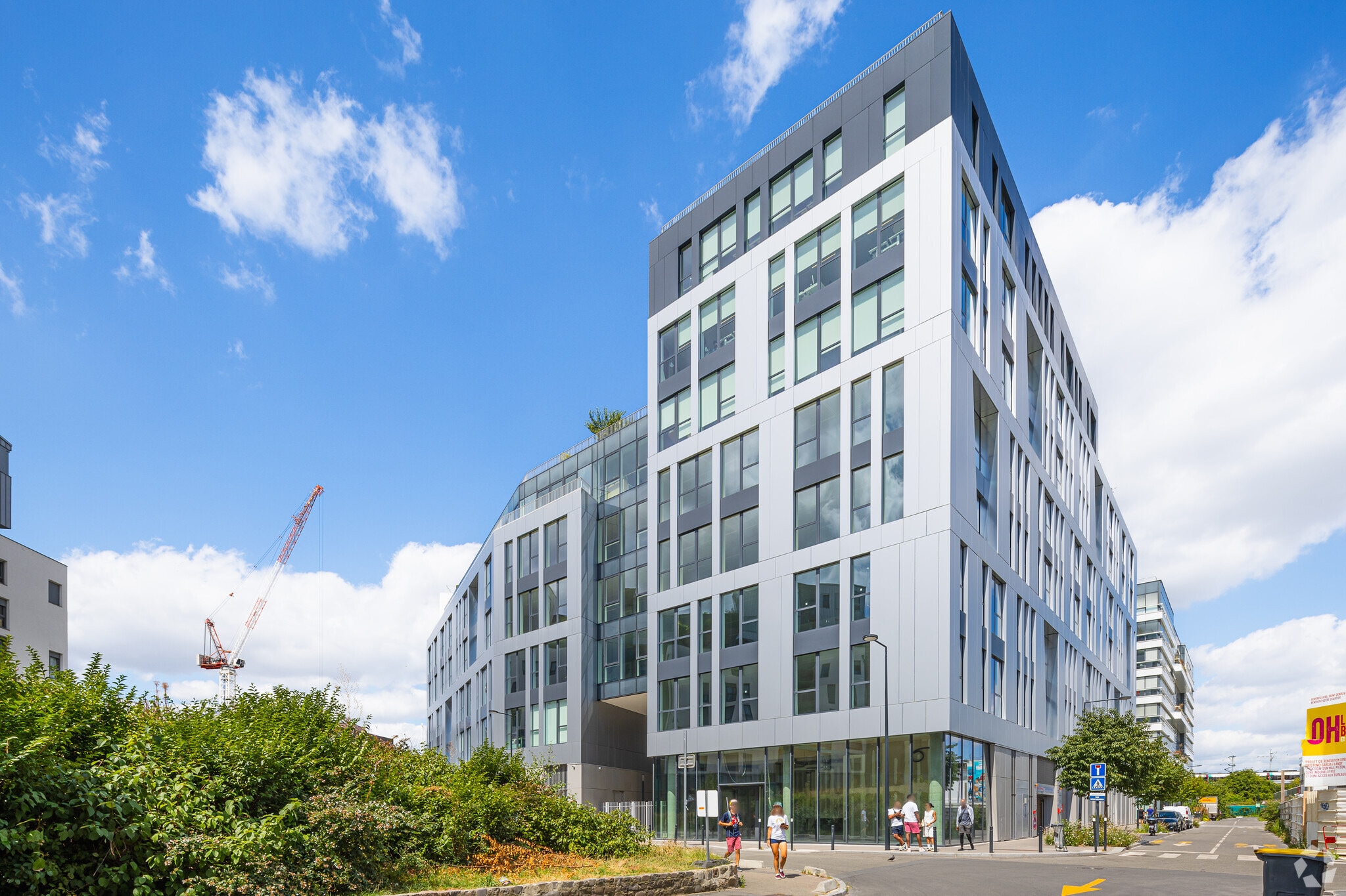 Local commercial dans Saint-Denis à louer Photo principale– Image 1 sur 5