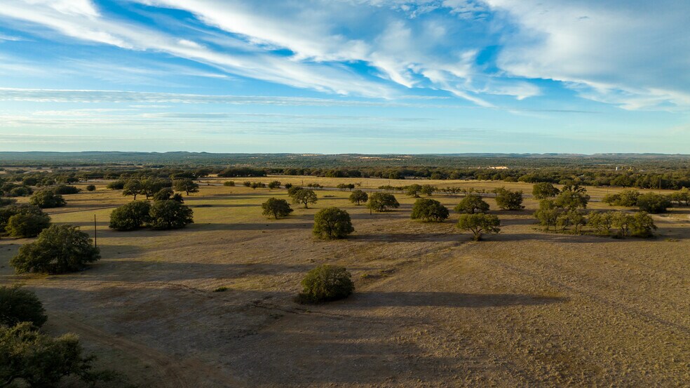 5541 Highway 290, Johnson City, TX à vendre - Photo de l’immeuble – Image 2 sur 9