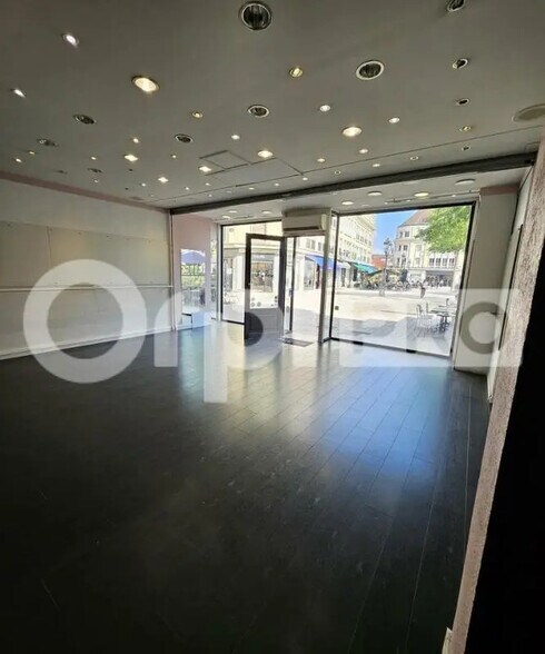 Local commercial dans Beauvais à louer - Photo de l’immeuble – Image 2 sur 5