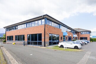 Plus de détails pour Manor Royal, Crawley - Local d'activités à louer