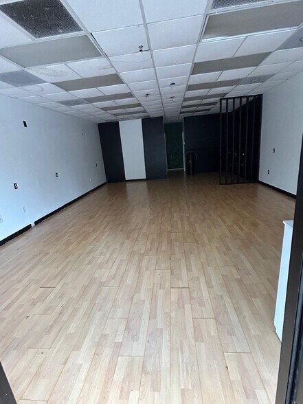 195 S Westmonte Dr, Altamonte Springs, FL à louer - Photo intérieure – Image 2 sur 12