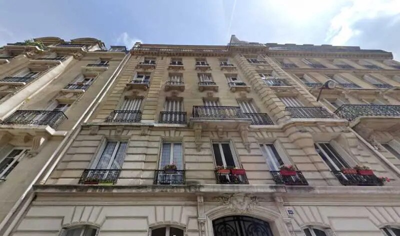 24 Rue Daubigny, Paris à vendre - Photo de l’immeuble – Image 1 sur 7