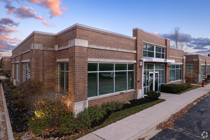 2638 Patriot Blvd, Glenview, IL à louer - Photo principale – Image 1 sur 14