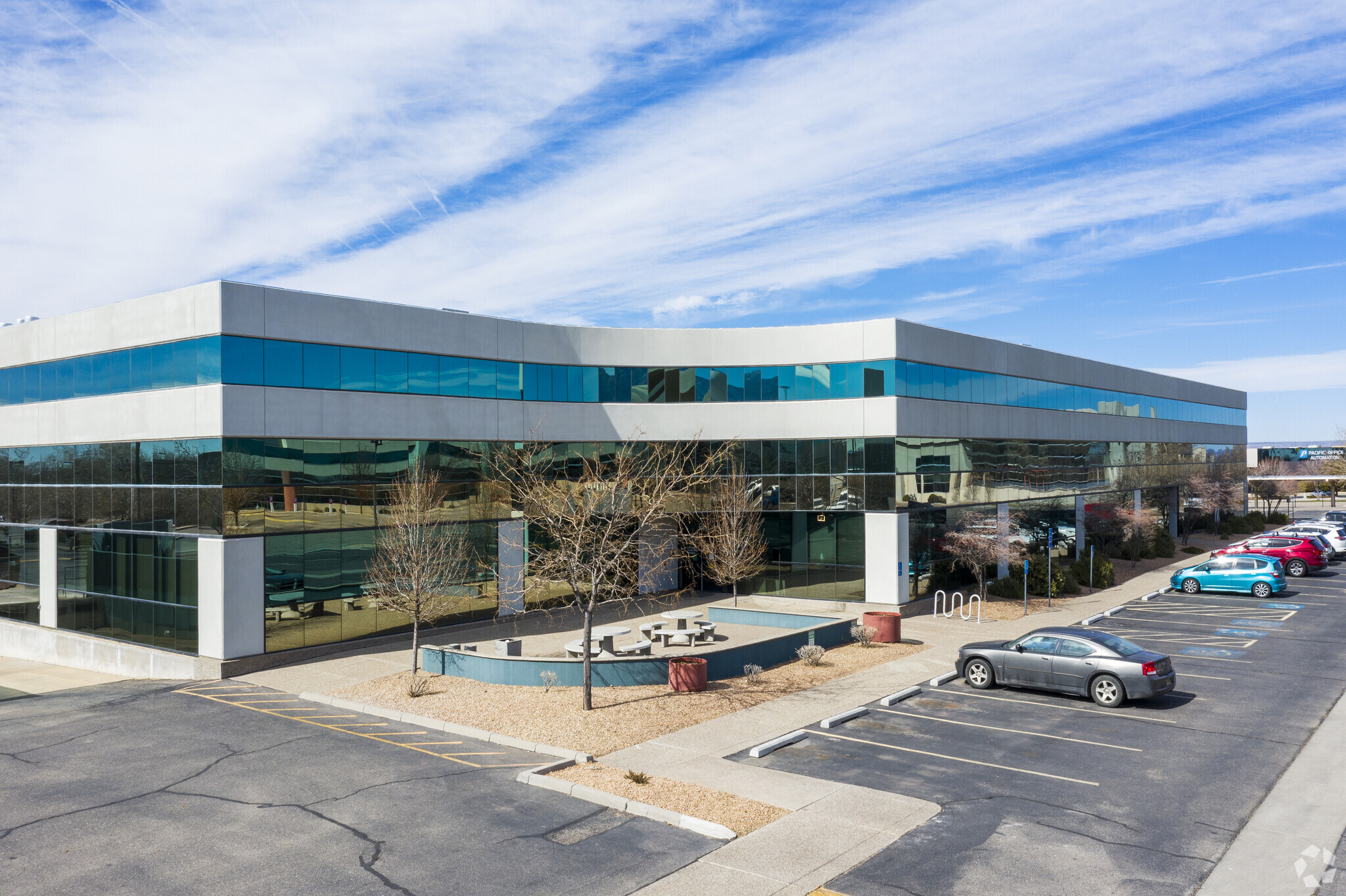5601 Office Blvd NE, Albuquerque, NM à louer Photo principale– Image 1 sur 5