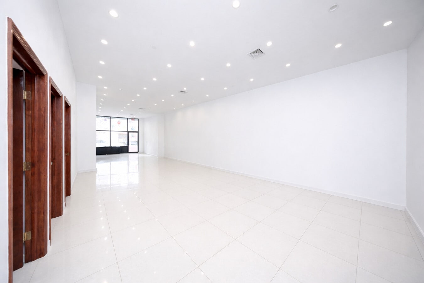 366 Kings Hwy, Brooklyn, NY 11223 - Lot 1 -  - Photo intérieure - Image 2 of 9