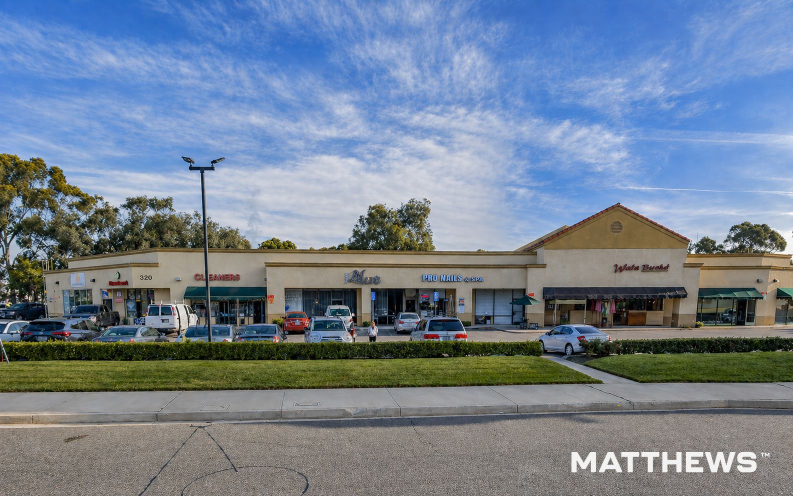 320 Bristol St, Costa Mesa, CA à louer Photo principale– Image 1 sur 6