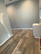 10 Broadway, Trumbull, CT à louer Photo intérieure– Image 1 sur 5