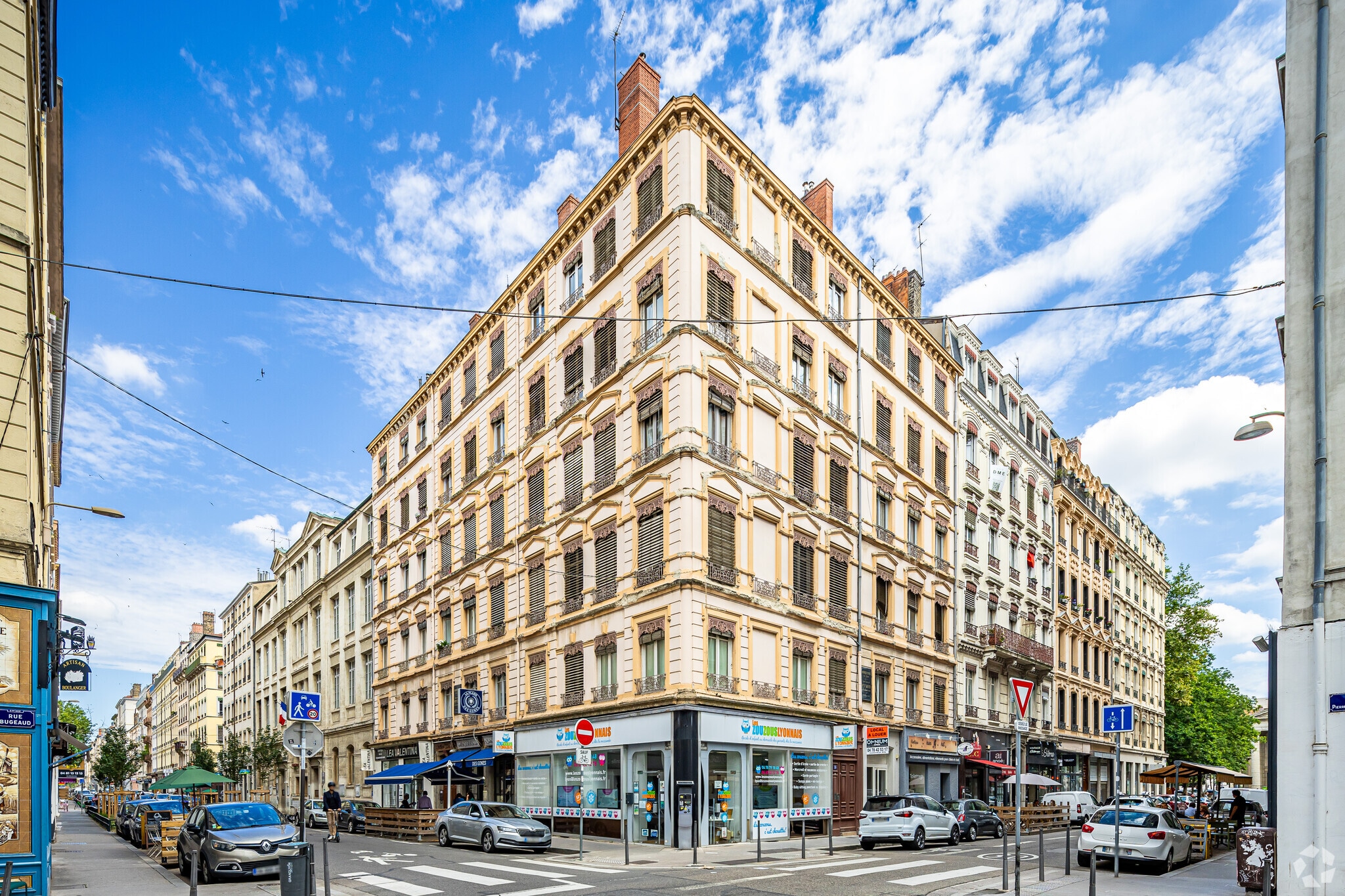Immeuble residentiel dans Lyon à vendre Photo principale– Image 1 sur 9