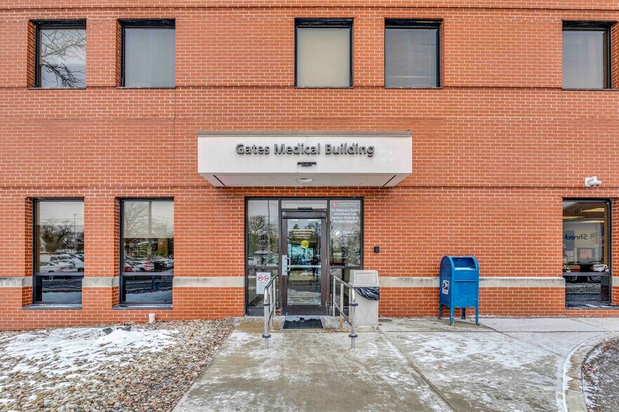 125 E Broad St, Elyria, OH à vendre - Photo de l’immeuble – Image 2 sur 25