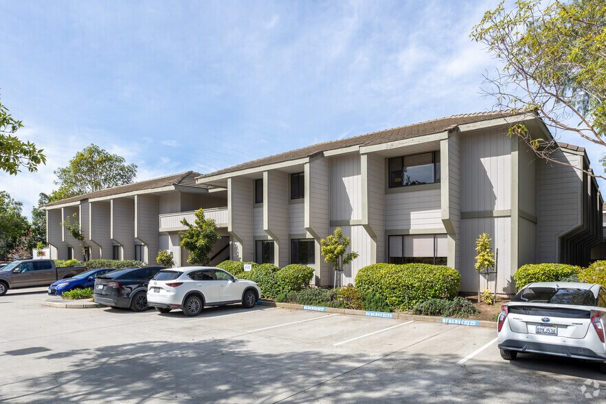 5290 Overpass Rd, Goleta, CA à vendre - Photo de l’immeuble – Image 2 sur 28