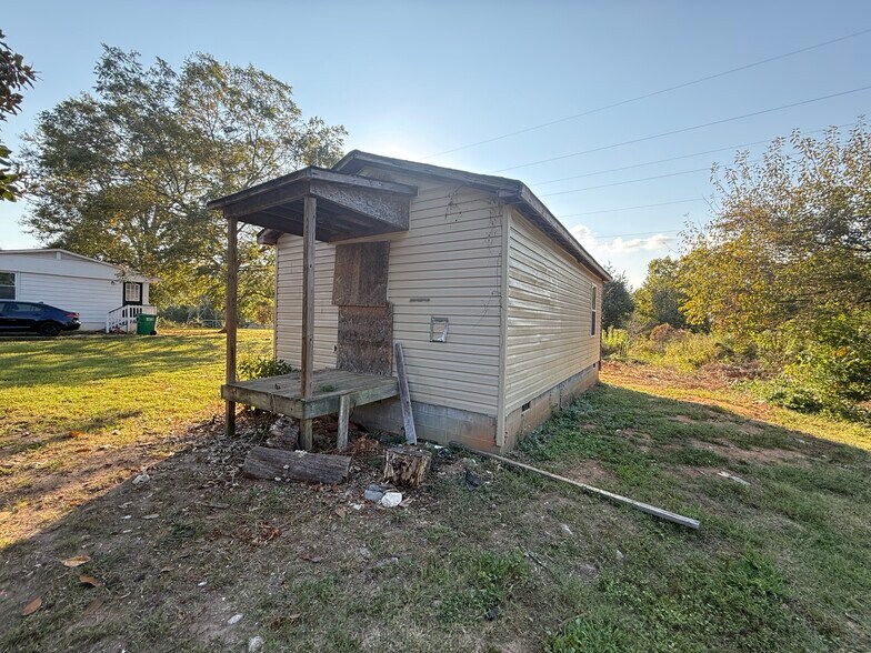 58 Thurgood Marshall Rd, Spartanburg, SC à vendre - Photo principale – Image 1 sur 1