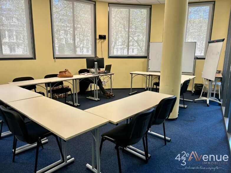 Bureau dans Saint-Étienne à louer - Photo de l’immeuble – Image 3 sur 4