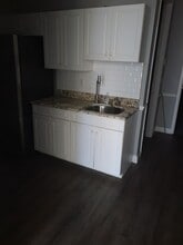 5483 Lee St, Lehigh Acres, FL à louer Photo intérieure– Image 2 sur 4