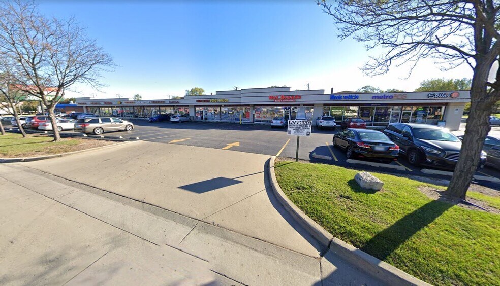 1201 N Elmhurst Rd, Prospect Heights, IL à louer - Photo principale – Image 1 sur 2