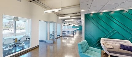 6725 W Sunset Blvd, Los Angeles, CA à louer Numérisation 3D Matterport– Image 1 sur 7