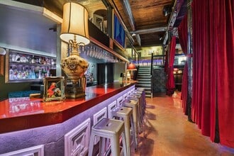 114 Main St, Houston, TX à louer Photo intérieure– Image 2 sur 11