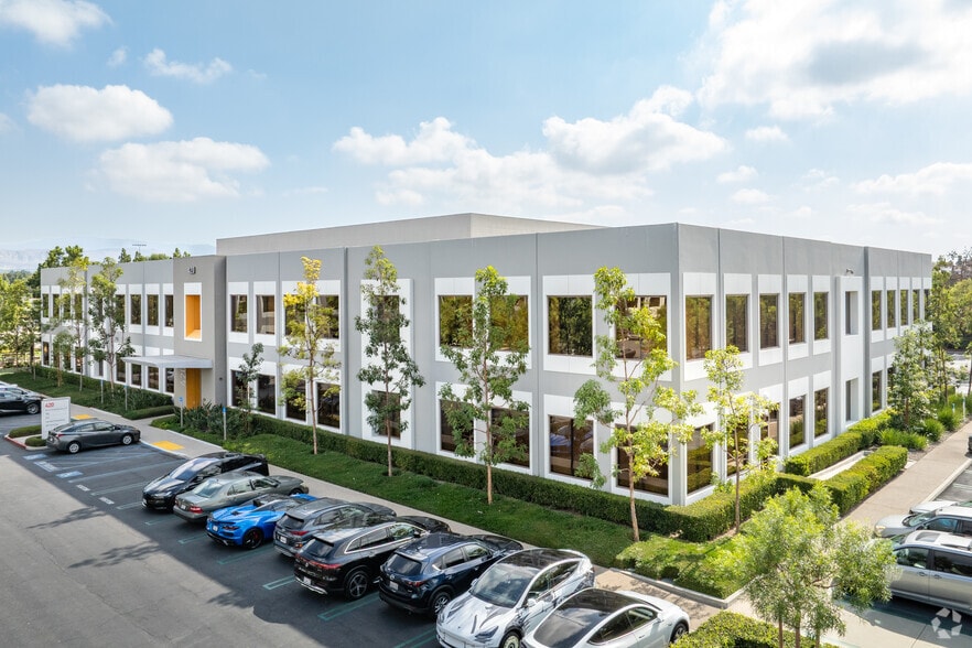 420 Exchange, Irvine, CA à louer - Photo principale – Image 1 sur 6