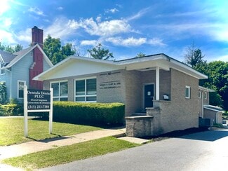 Plus de détails pour 183 Genesee St, Auburn, NY - Bureau à vendre