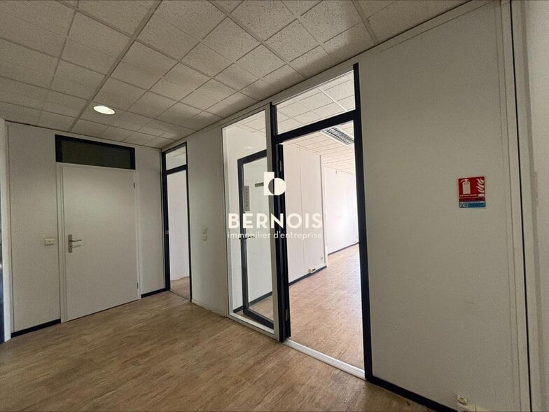 Bureau dans Toulon à louer - Photo intérieure – Image 2 sur 8