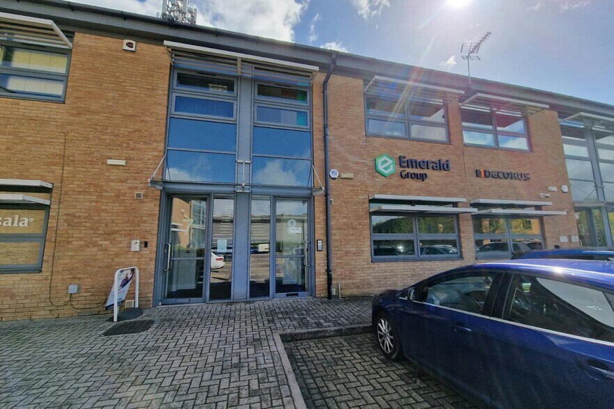 Berrington Way, Basingstoke à louer - Photo de l’immeuble – Image 2 sur 2