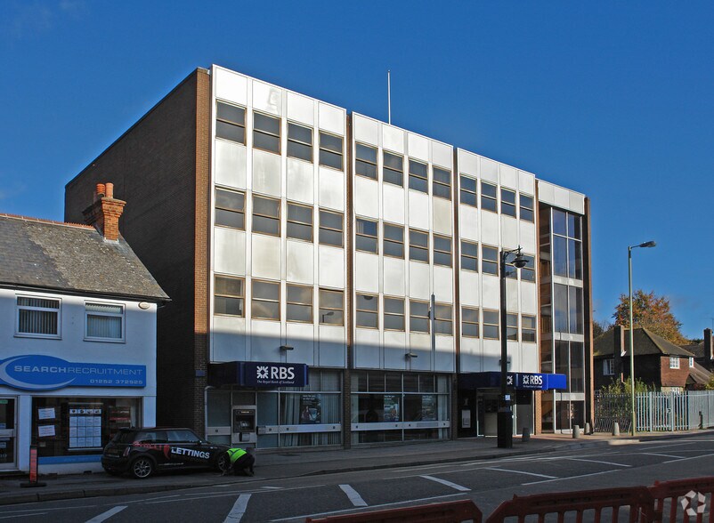 33-37 Victoria Rd, Farnborough à louer - Photo de l’immeuble – Image 2 sur 3