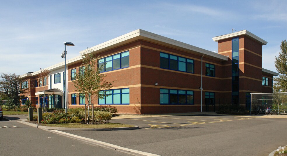 Harry Weston Rd, Coventry à louer - Photo de l’immeuble – Image 2 sur 10