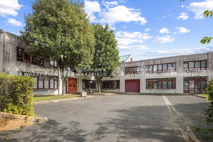 1 Rue De Terre Neuve, Les Ulis à vendre - Photo de l’immeuble – Image 1 sur 13