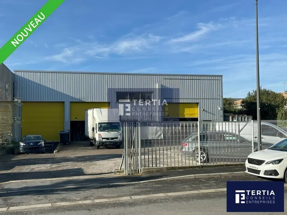 Local d’activités dans Mauguio à louer Photo de l’immeuble– Image 1 sur 9