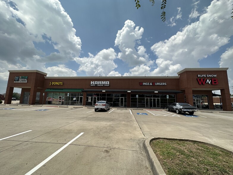 8247 Rufe Snow Dr, Fort Worth, TX à louer - Photo de l’immeuble – Image 3 sur 5