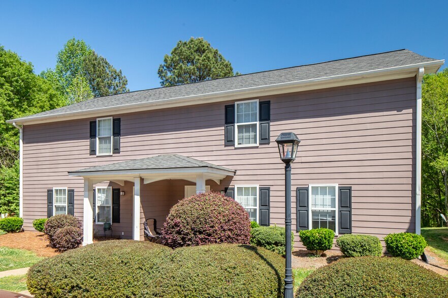 878 Hospital Rd, Commerce, GA à vendre - Photo principale – Image 1 sur 12