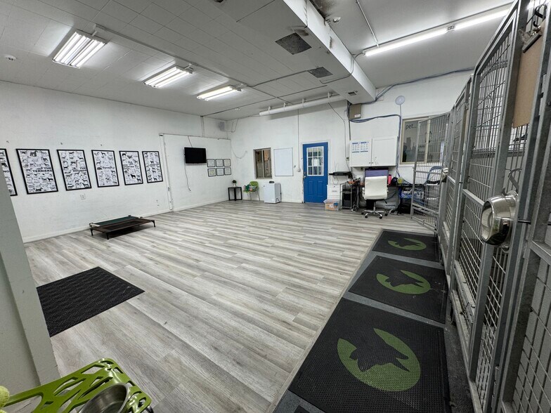 8665 Harrison St, Sandy, UT à vendre - Photo de l’immeuble – Image 3 sur 15