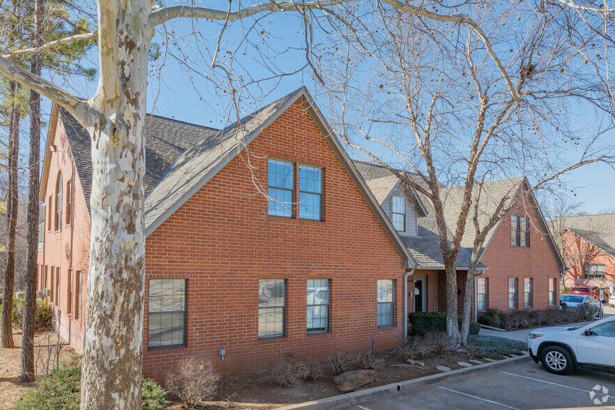 1900 E 15th St, Edmond, OK à vendre - Photo de l’immeuble – Image 2 sur 19
