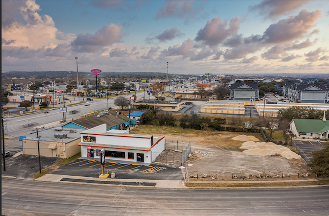 7819 S Pipers Creek, San Antonio, TX à vendre - Photo de l’immeuble – Image 3 sur 12