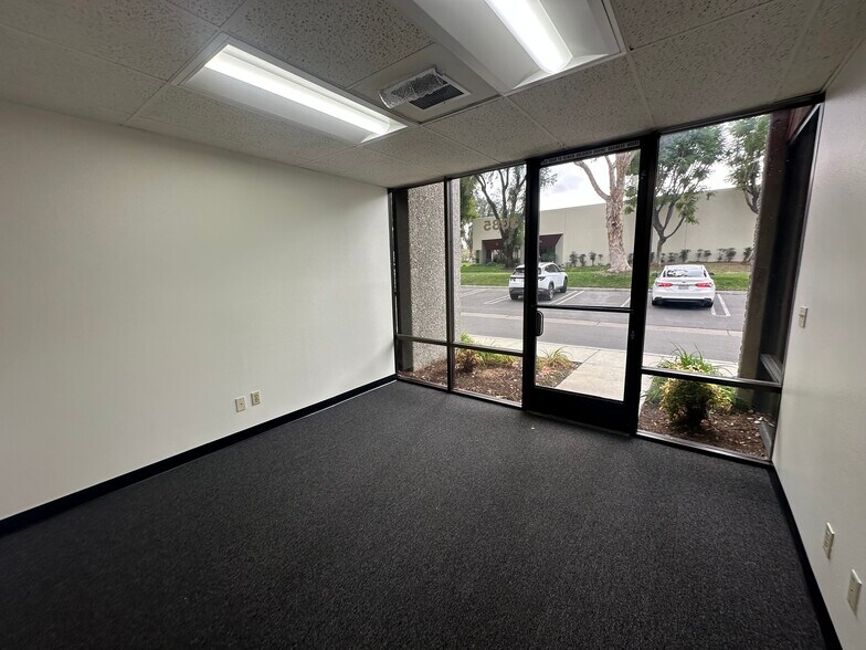 3343-3349 Chicago Ave, Riverside, CA à louer - Photo de l’immeuble – Image 3 sur 12