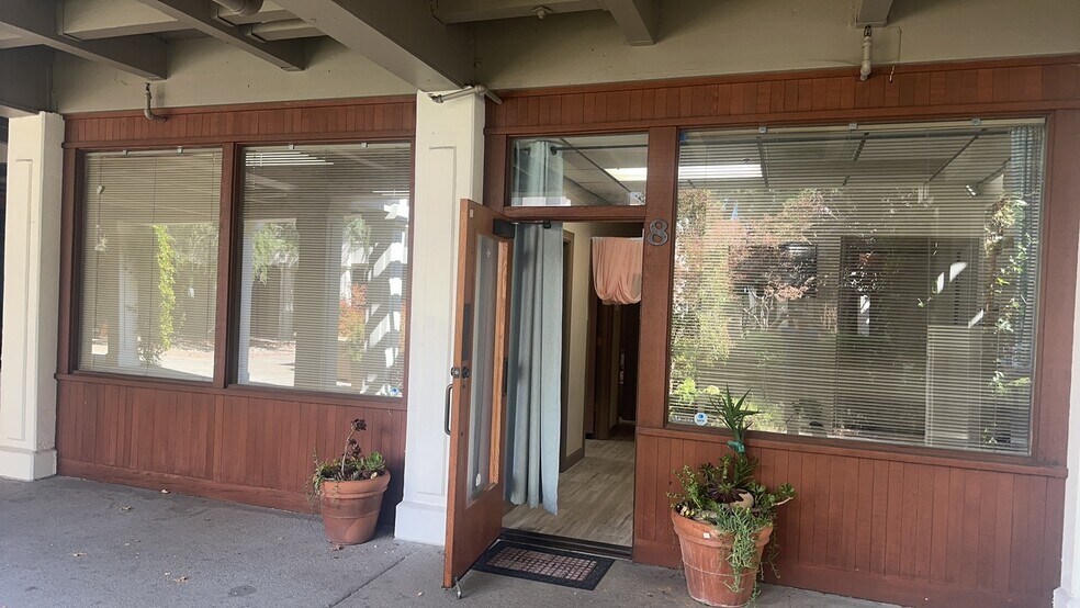 91 Gregory Ln, Pleasant Hill, CA à vendre - Photo de l’immeuble – Image 2 sur 25