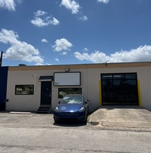 820 Shelby Ln, Austin, TX à louer Photo de l’immeuble– Image 2 sur 7